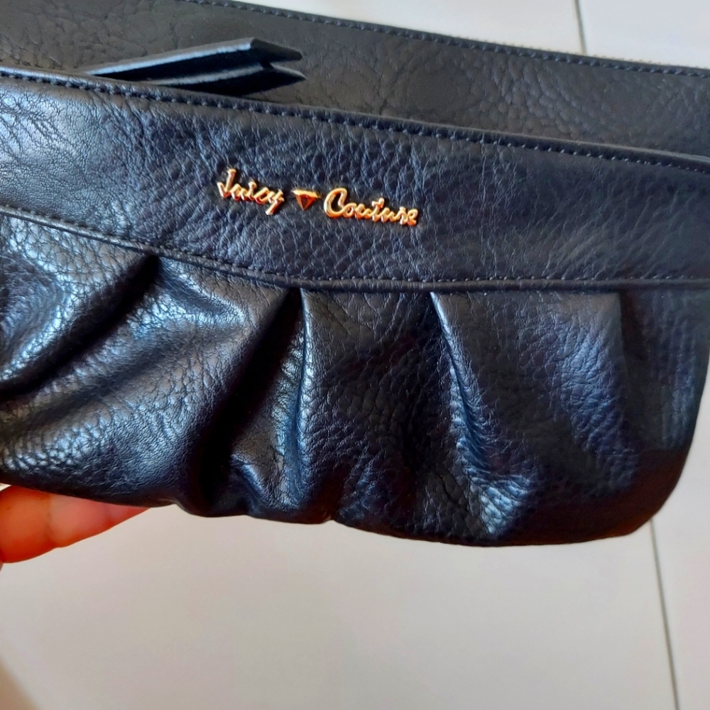 Juicy Couture bag wristlet